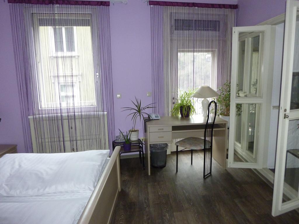 Achathotel Zum Schwan Идар-Оберщайн Стая снимка